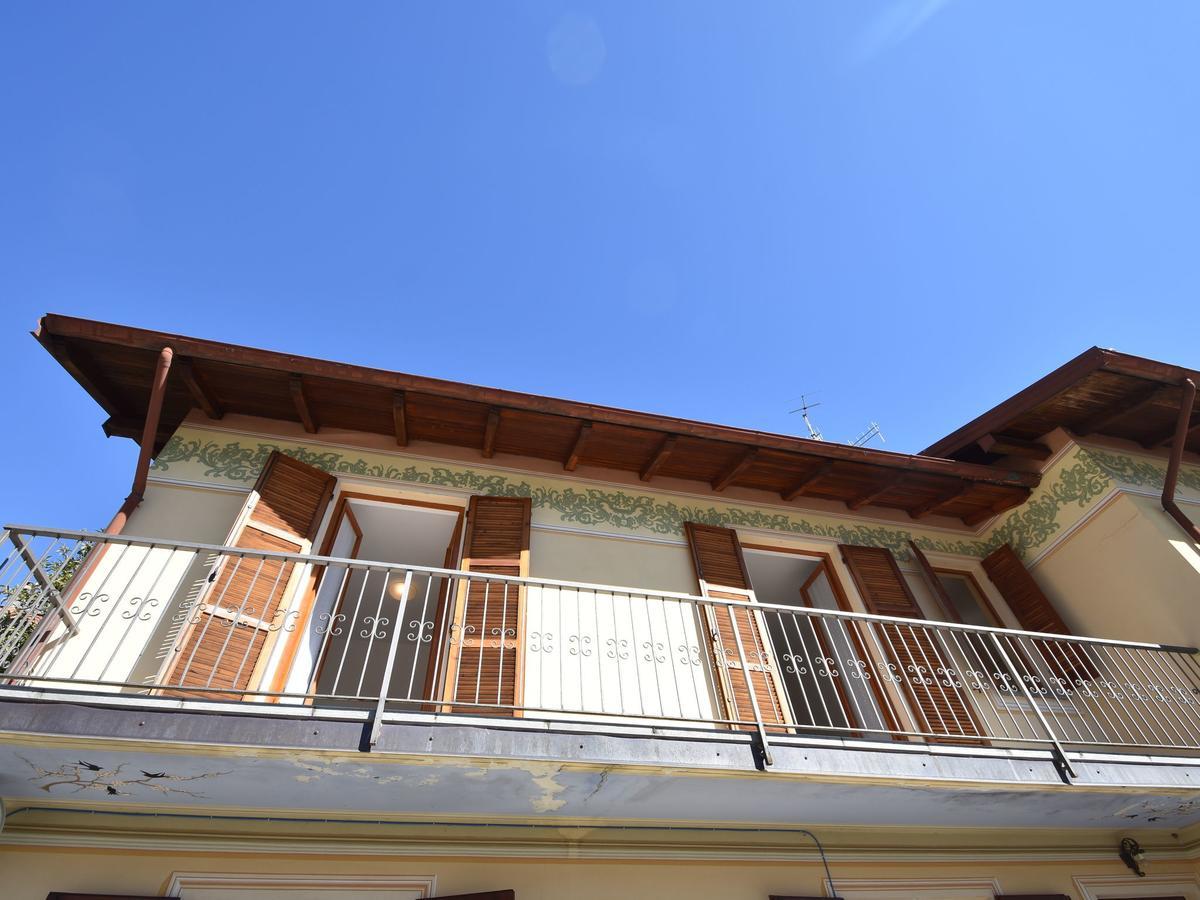 Belvilla By Oyo Cannero Casa Iva Каннеро-Ривьера Экстерьер фото